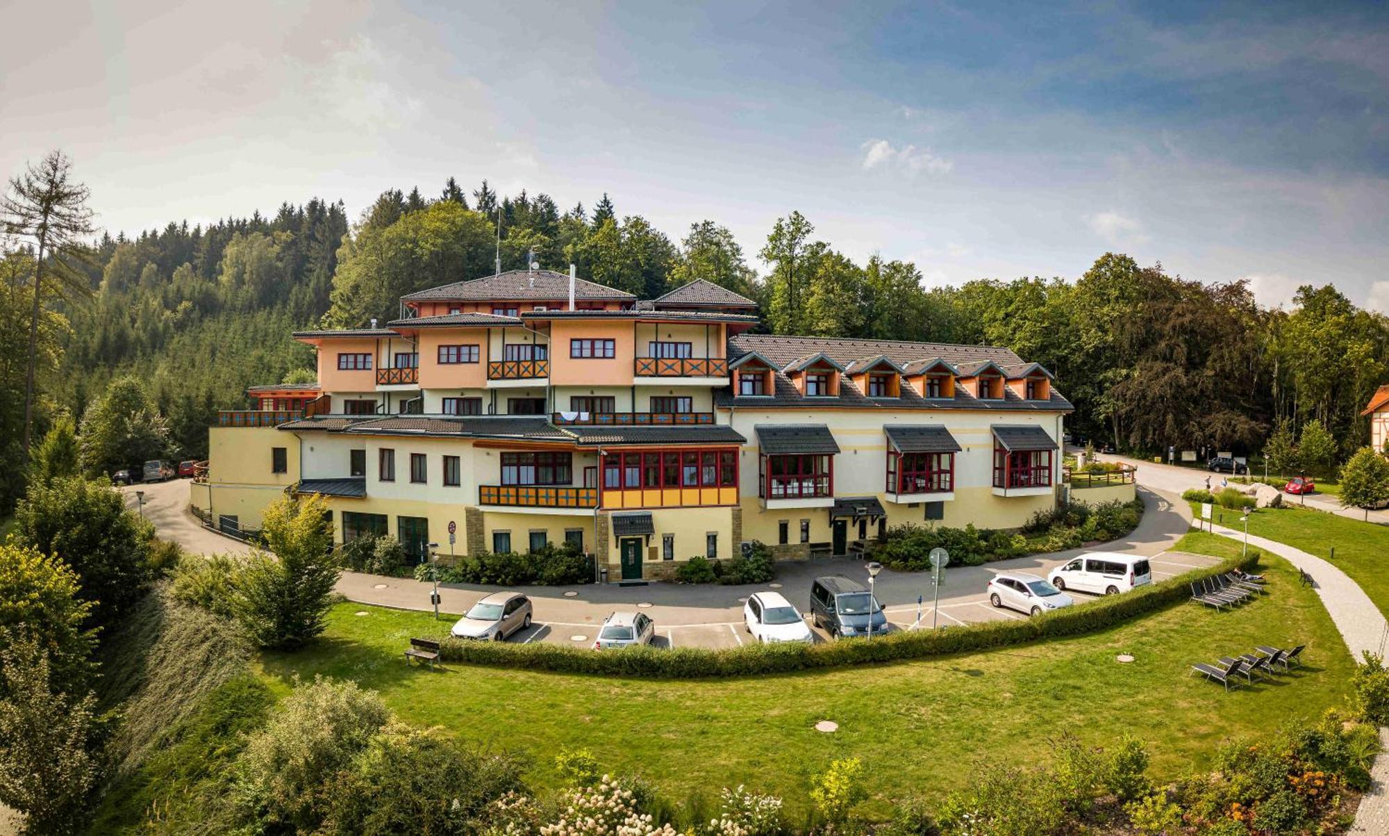 Hotel Studanka 리흐노프 나드 크네즈노우 외부 사진